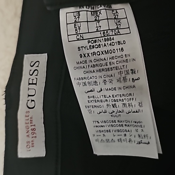 Leather like shorts - Picture 3 of 3